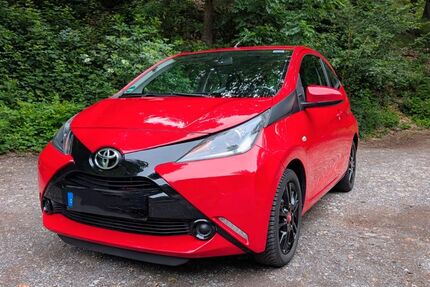 Toyota Aygo (X) 89.000 km 6.499 € Witzenhausen 37213