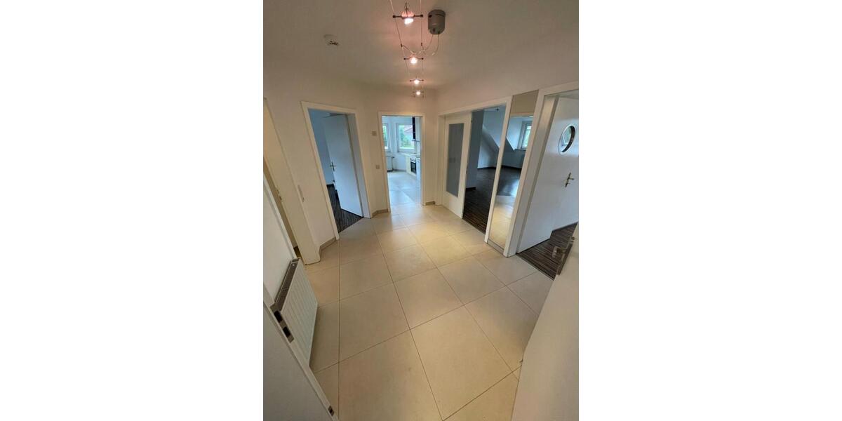 Maisonettenwohnung Dransfeld - 4 Zimmer, 120 m&sup2;, 990&euro; | Angebot:25613508