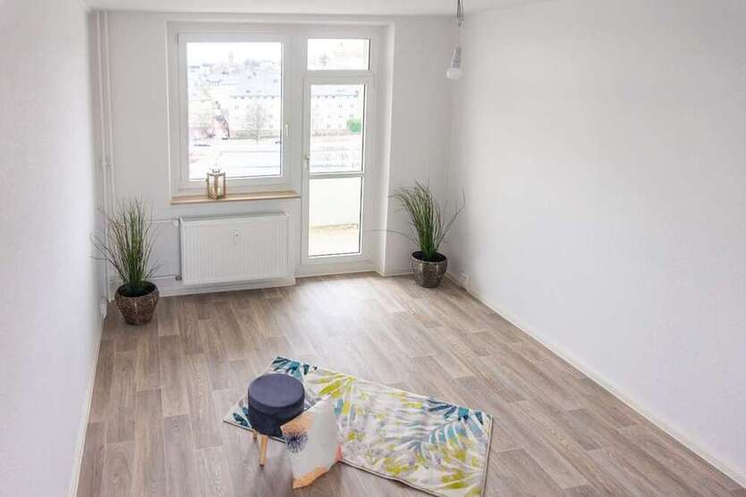 Wohnung zum Mieten in Chemnitz 420 € 69.89 m²