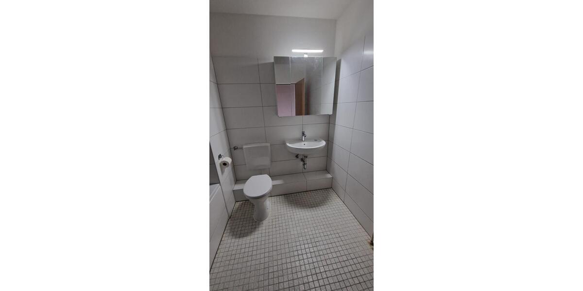 Etagenwohnung Göttingen Oststadt - 2 Zimmer, 75 m&sup2;, 750&euro; | Angebot:25960963