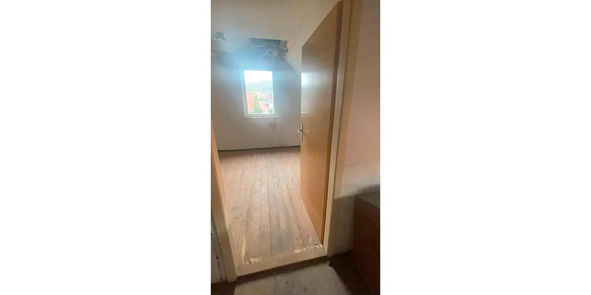 Einfamilienhaus Hardegsen - 6 Zimmer, 103 m&sup2;, 120.000&euro; | Angebot:26863451