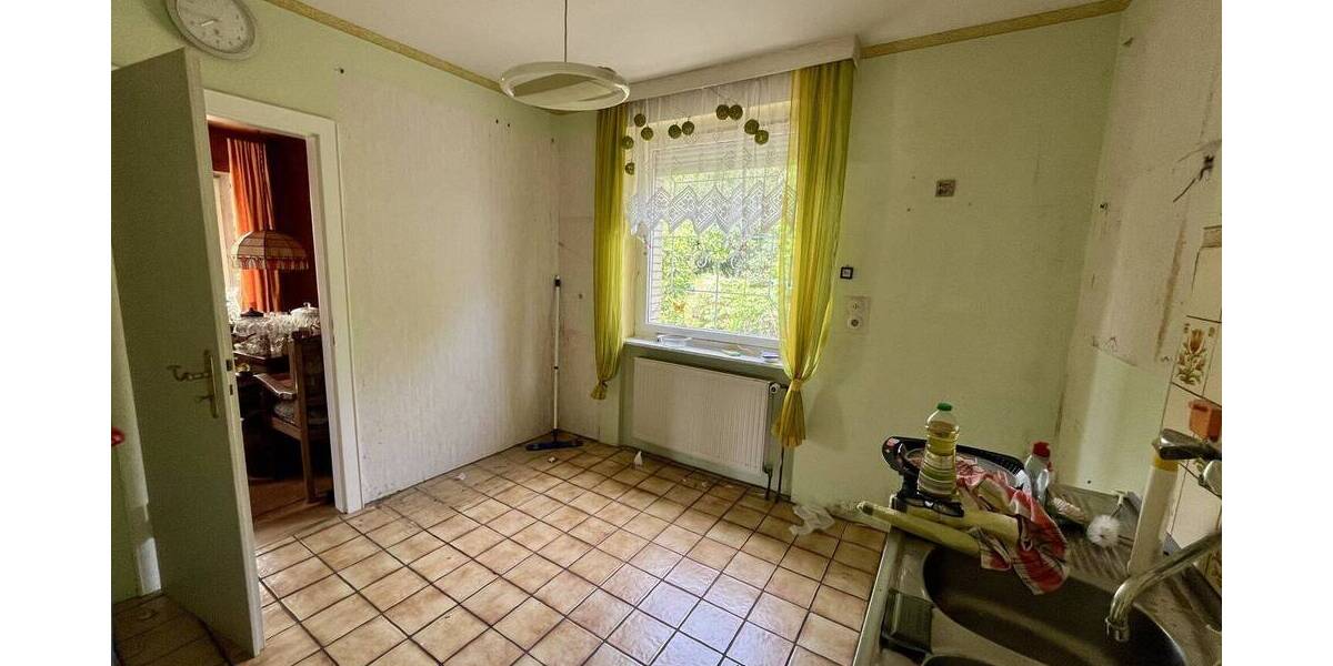 Einfamilienhaus Northeim - 7 Zimmer, 175 m&sup2;, 275.000&euro; | Angebot:26696909