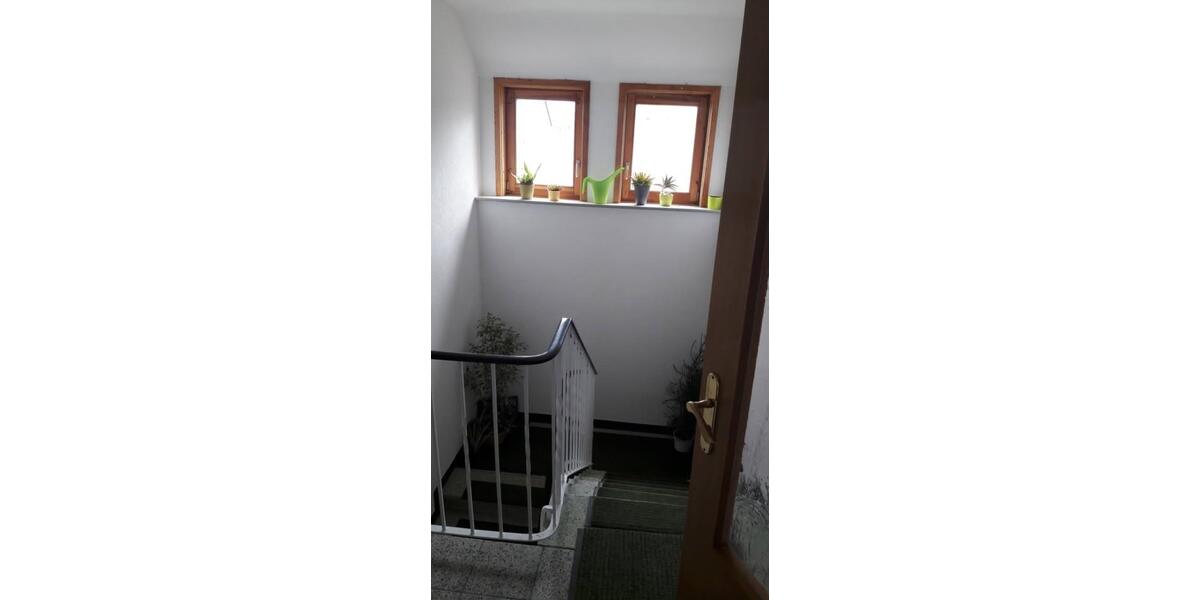 Dachgeschoßwohnung Northeim - 4 Zimmer, 90 m&sup2;, 490&euro; | Angebot:24638216