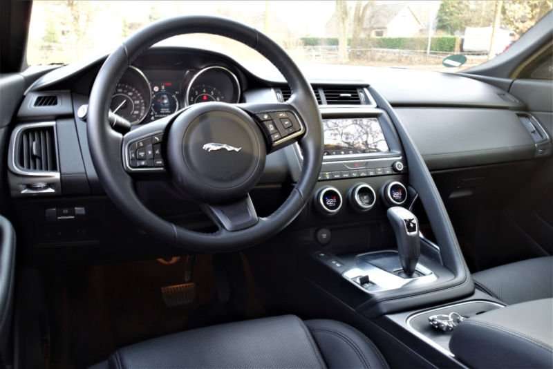 Jaguar E-Pace 94.300 km 18.100 € Göttingen 37081