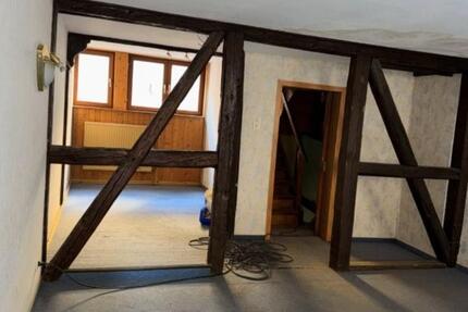 Sanierungsbedürftige Fachwerkhaus für Liebhaber zimmer
