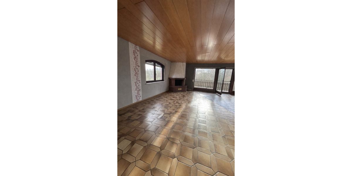 Erdgeschoßwohnung Uslar - 3 Zimmer, 136 m&sup2;, 780&euro; | Angebot:24561059