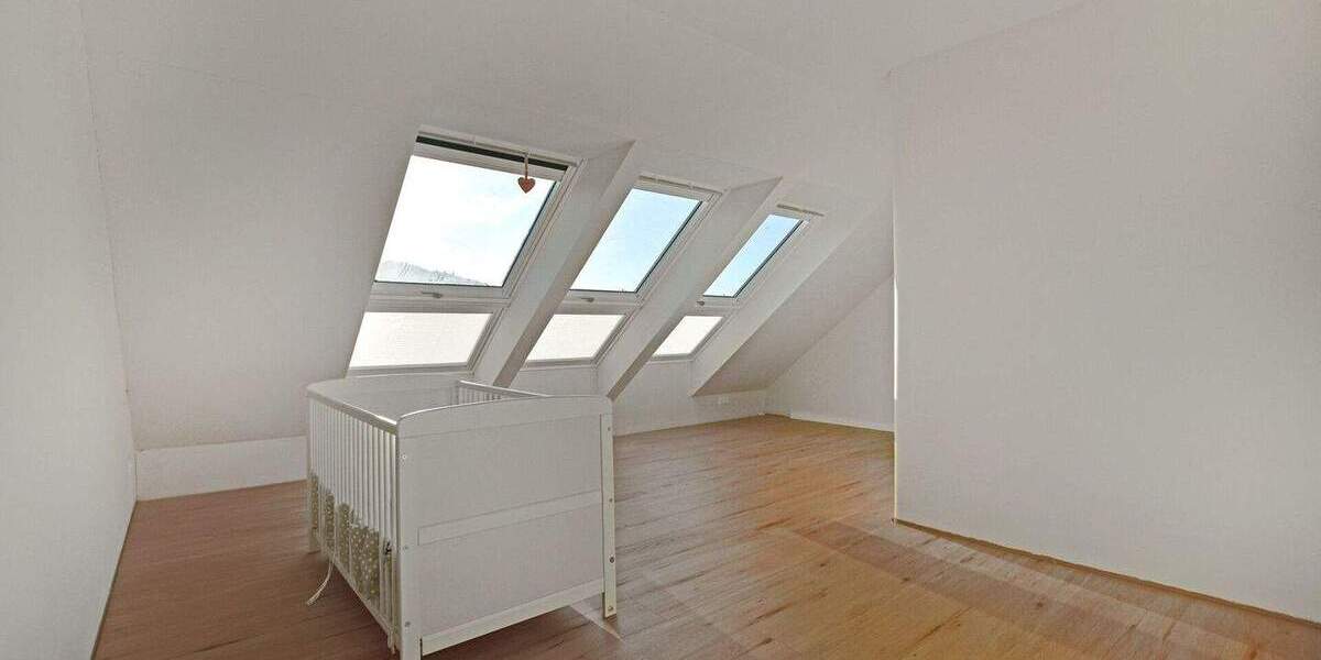 Einfamilienhaus Hann. Münden - 6 Zimmer, 222 m&sup2;, 398.000&euro; | Angebot:25660899