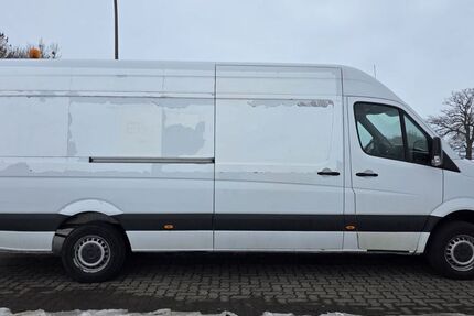 VW Crafter 180.000 km 7.900 &euro; Rosdorf 37124
