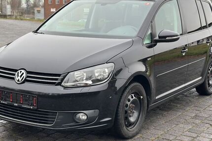 VW Touran 187.265 km 8.900 € Duderstadt 37115