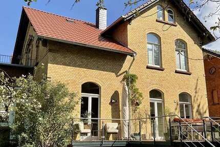 Haus zum Kaufen in Göttingen 1.495.000 € 250 m² 6.5 zimmer