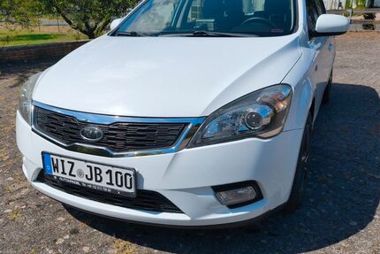 Kia ceed Sportswagon 149.500 km 3.490 € Witzenhausen 37213