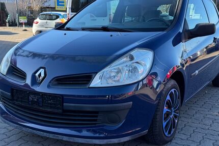 Renault Clio 70.008 km 2.990 &euro; Göttingen 37081