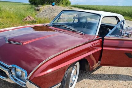 Ford Thunderbird