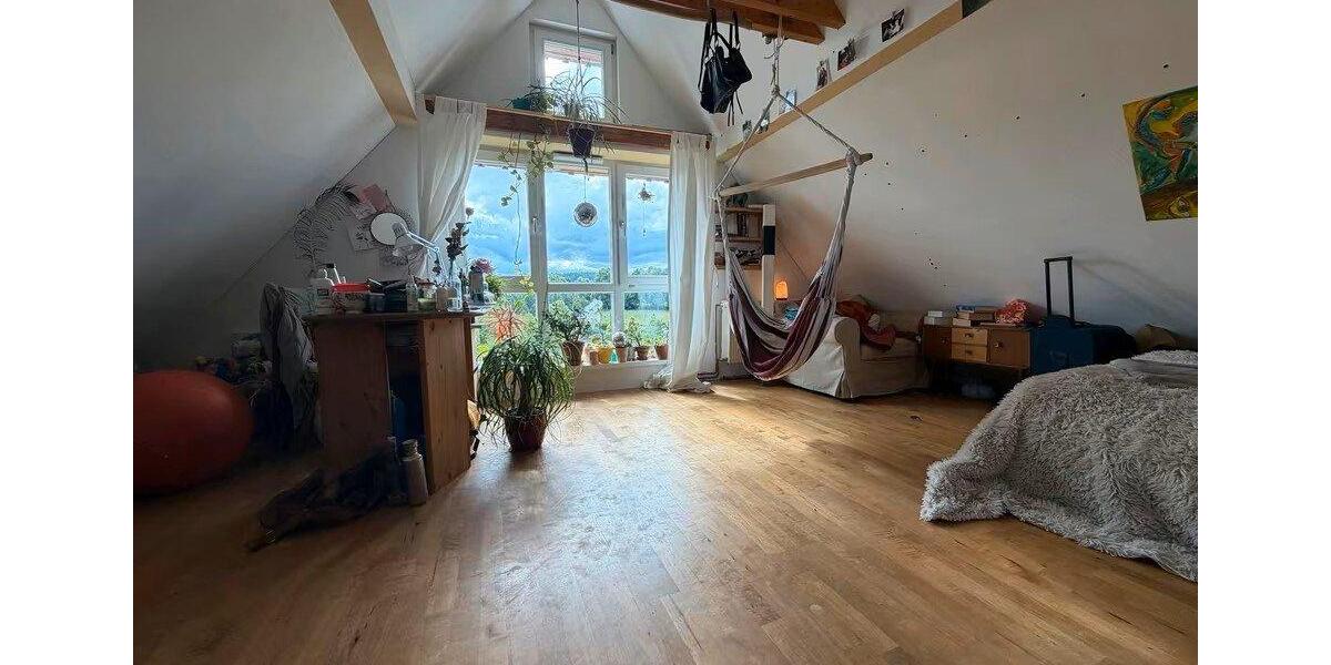 Einfamilienhaus Gleichen - 9 Zimmer, 220 m&sup2;, 350.000&euro; | Angebot:27120589