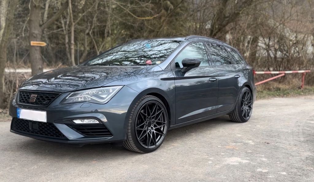 Seat Leon 65.000 km 23.500 &euro; Lenterode 37318