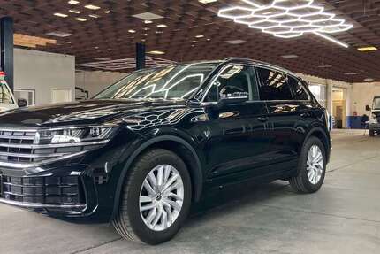 VW Touareg 24.000 km 67.300 &euro; Northeim, Stadt 37154