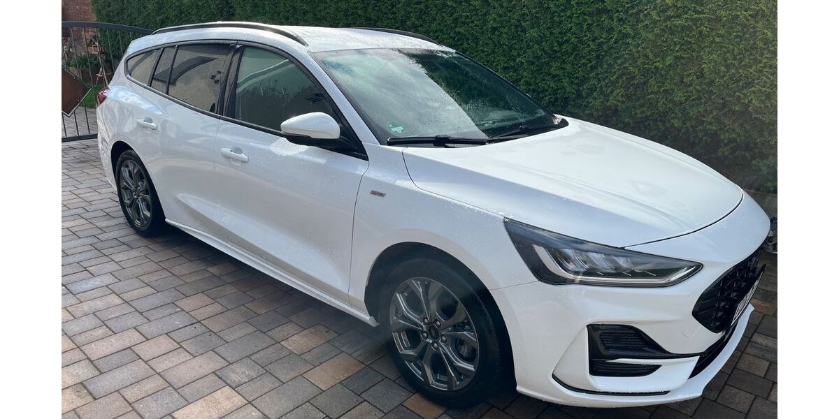 Ford Focus 28.000 km 19.399 &euro; Hohengandern 37318