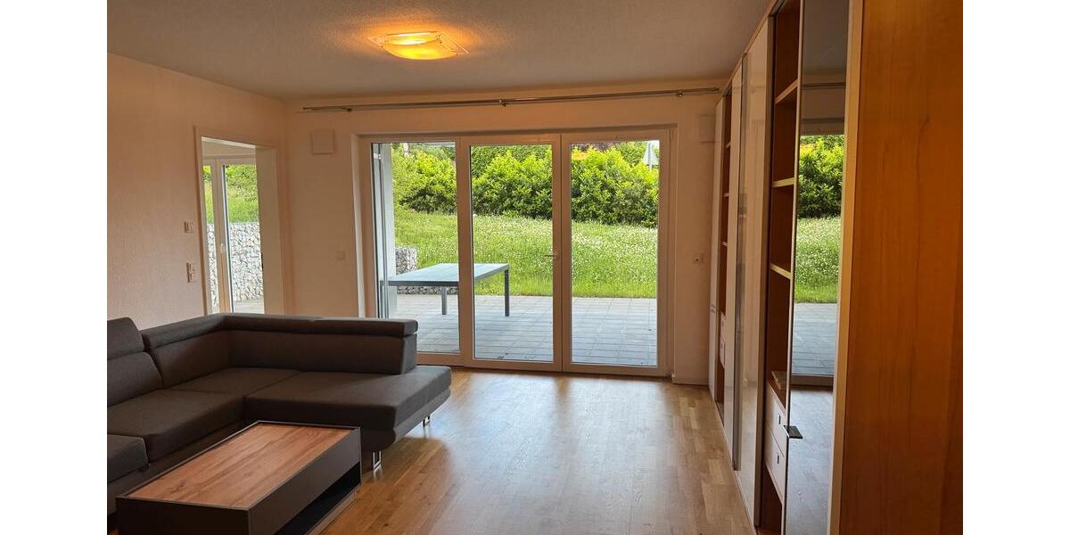 3,5 Zimmer Wohnung- eigenem Garten , Terrasse, barrierefrei 3.5 zimmer