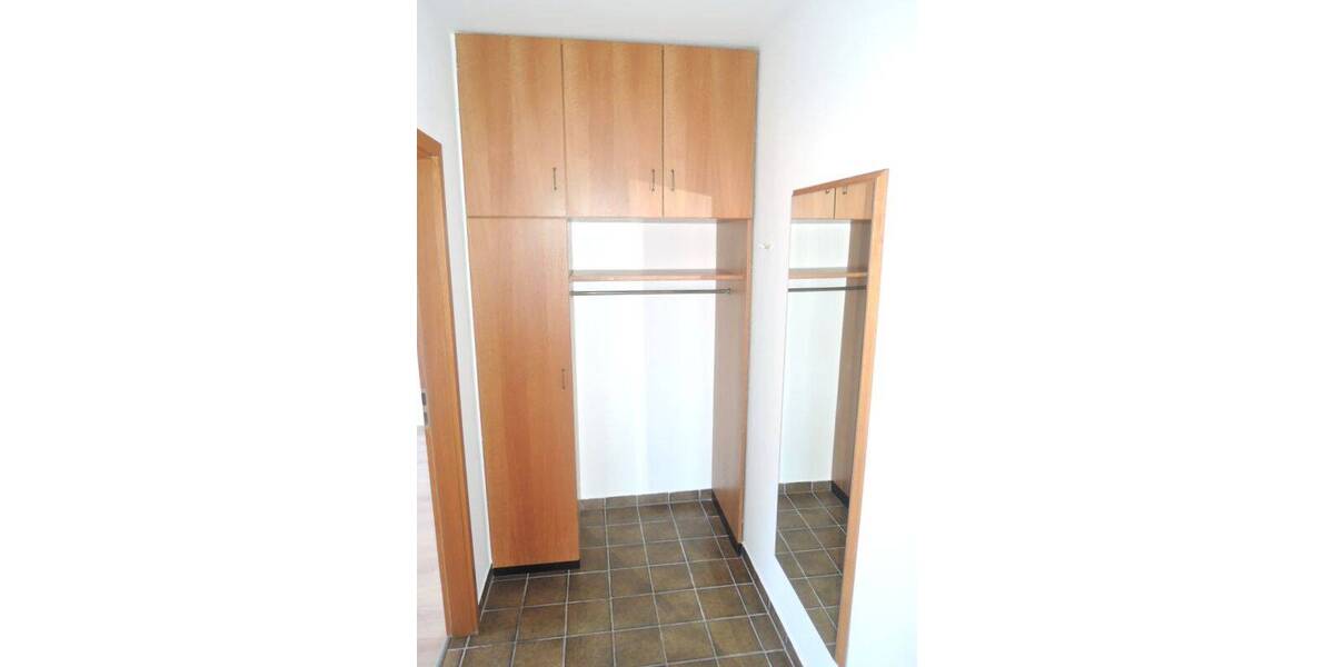 Etagenwohnung Northeim - 2 Zimmer, 64 m&sup2;, 600&euro; | Angebot:26379736