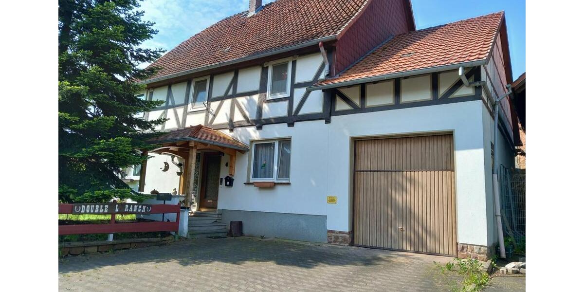 Charaktervoller Resthof in traumhafter Lage 7 zimmer