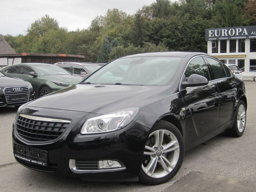 Opel Insignia 205.000 km 2.990 € Osterode am Harz 37520