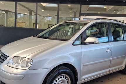 VW Touran 365.000 km 2.500 &euro; Göttingen 37081