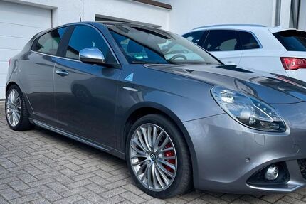 Alfa Romeo Giulietta 139.788 km 12.799 &euro; NORTHEIM 37154