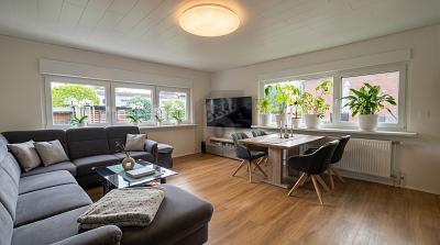 MODERNISIERT, GEPFLEGT UND FLEXIBEL NUTZBAR - Reihenmittelhaus Northeim | Angebot:26887531