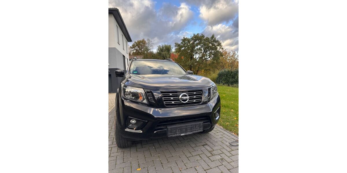 Nissan Navara 75.308 km 36.500 € Adelebsen 37139