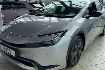 Toyota Prius 6.000 km 41.490 &euro; Göttingen 37079