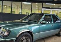 Mercedes-Benz E 200 191.000 km 7.450 &euro; Göttingen 37081