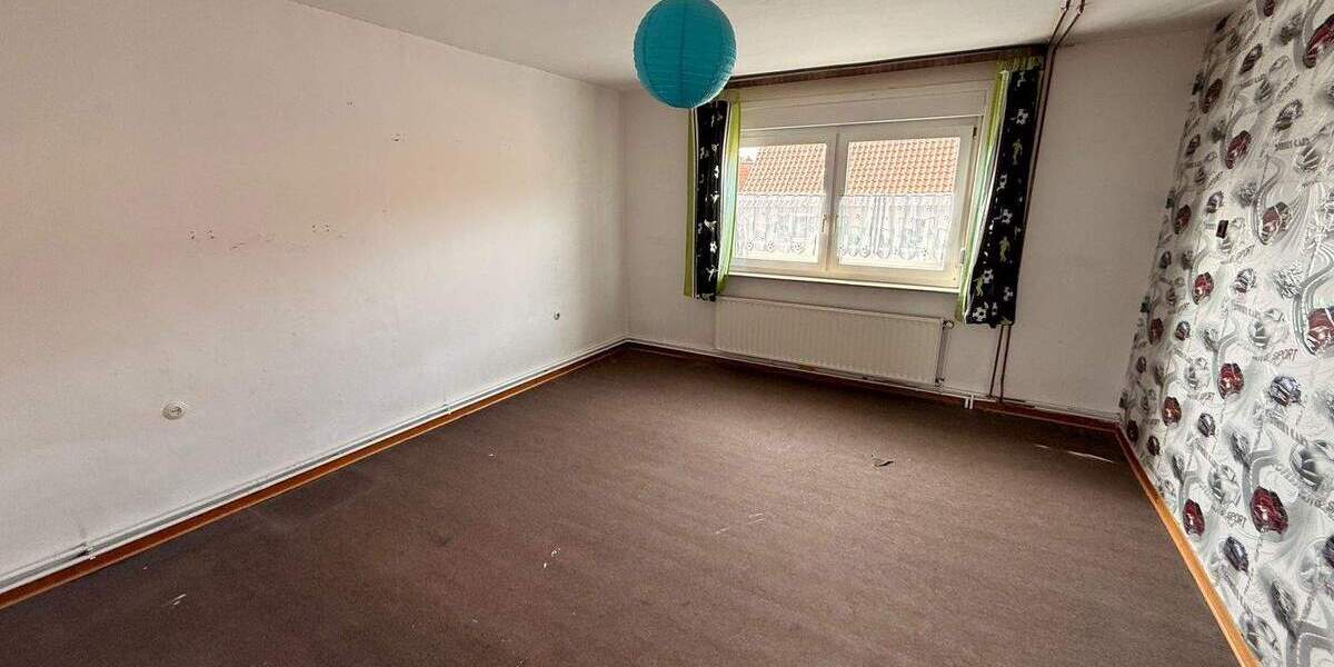 Reihenendhaus Katlenburg-Lindau Lindau - 8 Zimmer, 150 m&sup2;, 75.000&euro; | Angebot:25802624