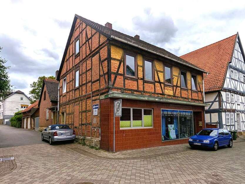 Haus zum Kaufen in Immenhausen 198.000 € 160 m²