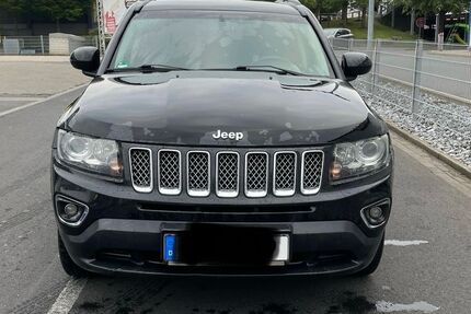 Jeep Compass 163.000 km 4.500 € Göttingen 37075