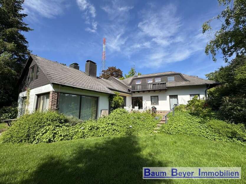 Haus zum Kaufen in Göttingen Nikolausberg 995.000 € 380 m²