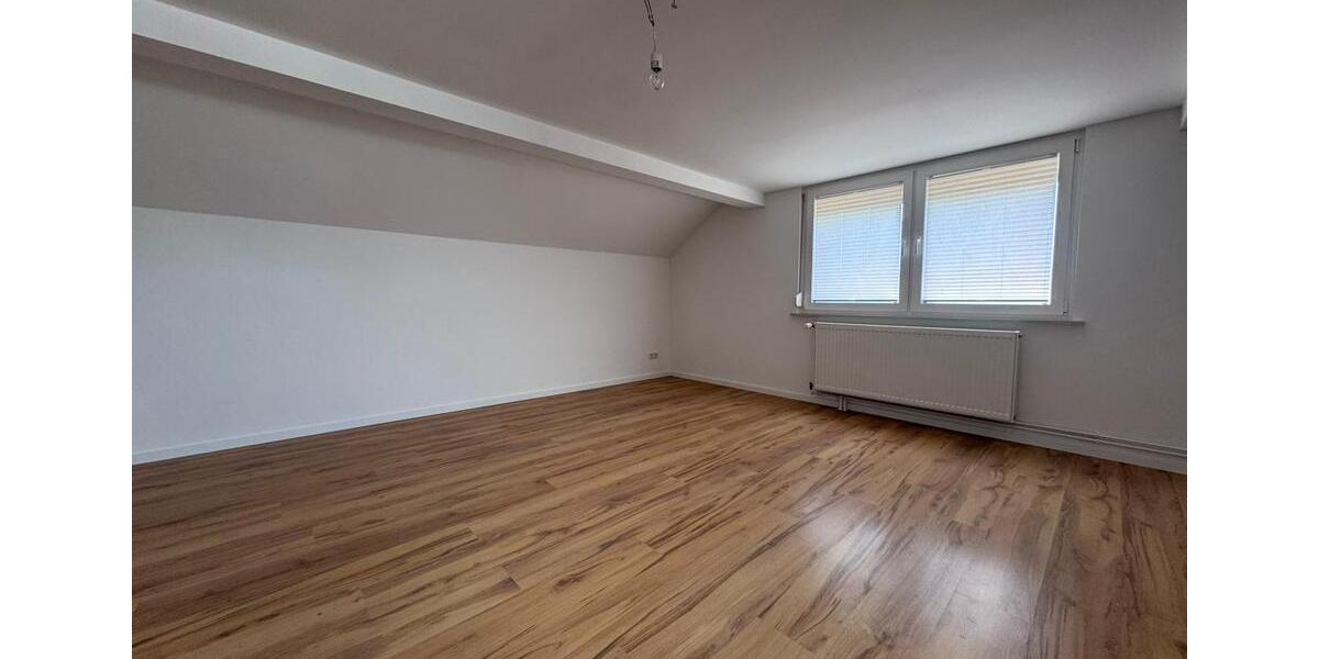 Einfamilienhaus Rosdorf - 4 Zimmer, 132 m&sup2;, 259.000&euro; | Angebot:27231985