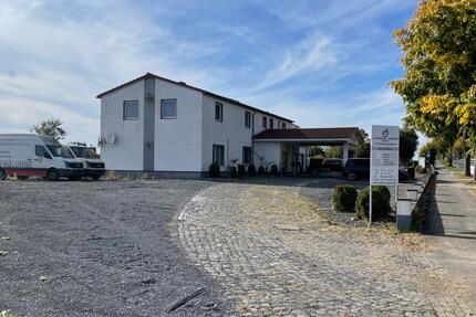 Haus Northeim - 8 Zimmer, 313 m&sup2;, 375.000&euro; | Angebot:26088861