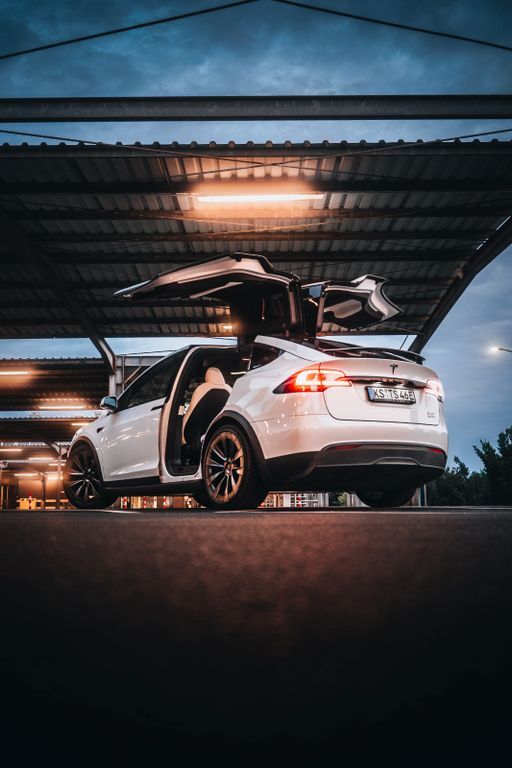 Tesla Model X 50.945 km 84.950 € Fuldatal 34233