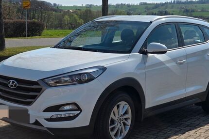 Hyundai TUCSON 195.000 km 10.900 &euro; Wesertal 34399