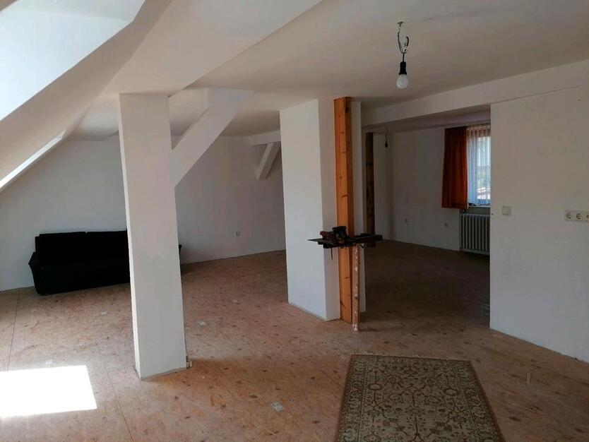 Haus mit Potenzial zu verkaufen, provisionsfrei !!!