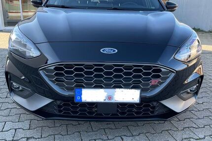 Ford Focus 66.000 km 22.999 € Wulften 37199
