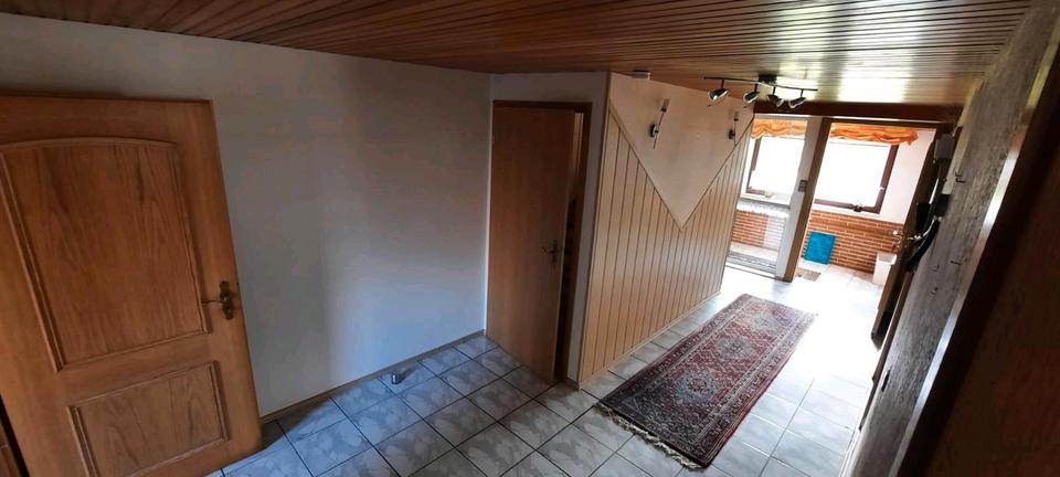 Bauernhaus, Landhaus Dransfeld - 8 Zimmer, 220 m&sup2;, 250.000&euro; | Angebot:27084190