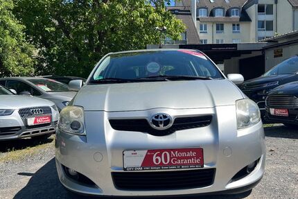 Toyota Auris 124.348 km 4.850 &euro; Göttingen 37081
