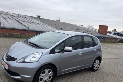 Honda Jazz 180.000 km 2.500 &euro; Rosdorf 37124