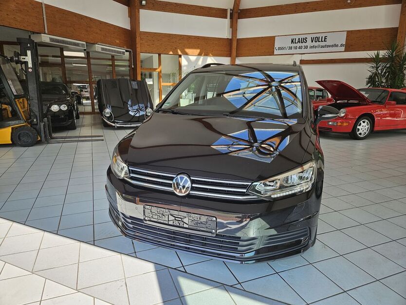 VW Touran 73.826 km 21.695 € Göttingen 37079