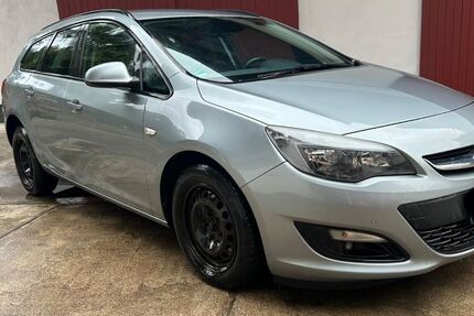 Opel Astra 197.000 km 4.900 &euro; Sebexen 37589