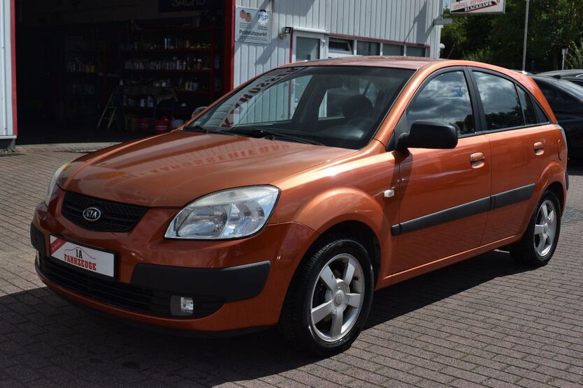 Kia Rio 184.200 km 1.490 € Worbis 37339