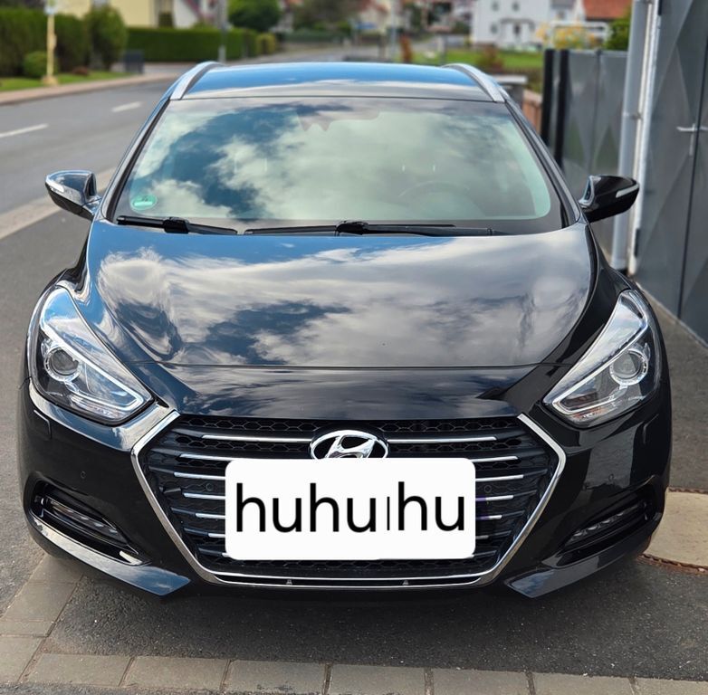 Hyundai i40 245.000 km 7.999 € Hohengandern 37318
