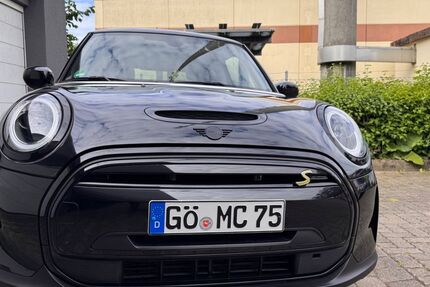 Mini Cooper SE 12.000 km 26.500 € Göttingen 37081