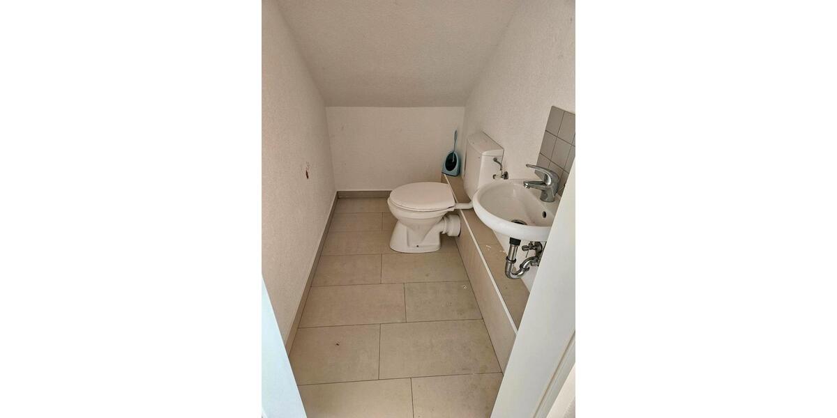 Mehrfamilienhaus, Wohnhaus Rosdorf - 8 Zimmer, 163 m&sup2;, 495.000&euro; | Angebot:26885396